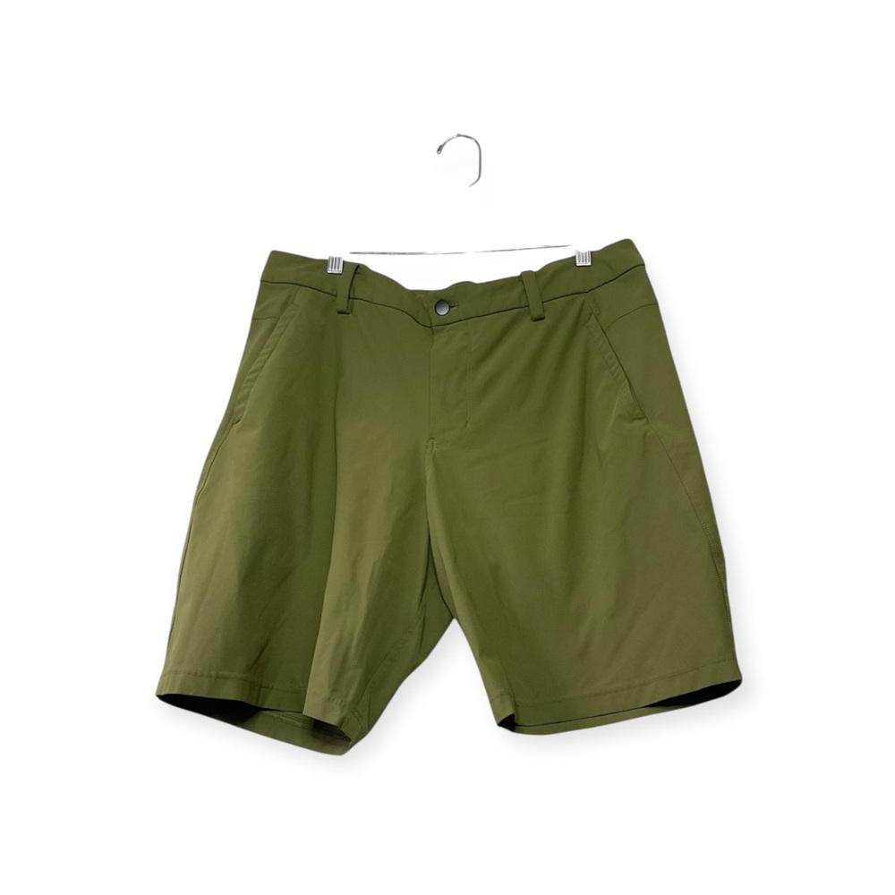 Men’s Lululemon shorts in green, size 36